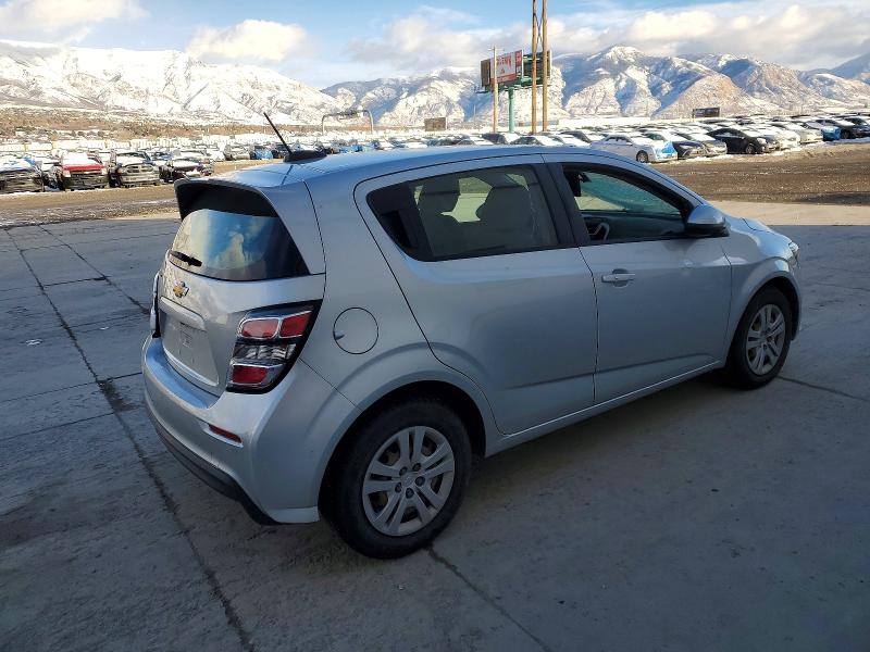 Photo 3 from auction – 2020 CHEVROLET SONIC with VIN 1G1JG6SB6L4119548