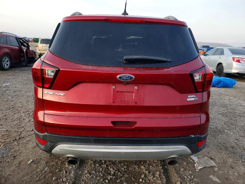 Photo 6 from auction – 2019 FORD ESCAPE with VIN 1FMCU9HD5KUC32582