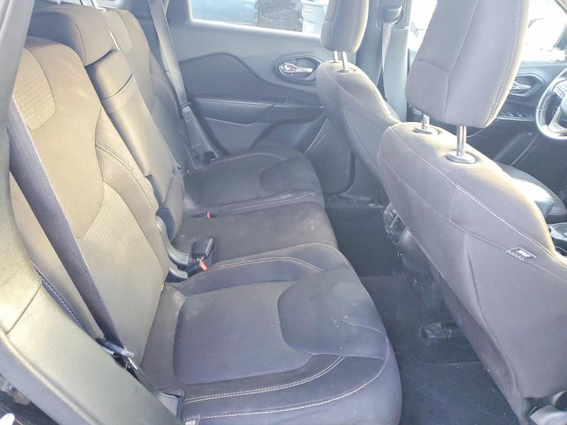 Photo 11 from auction – 2016 JEEP CHEROKEE with VIN 1C4PJLCB3GW172766