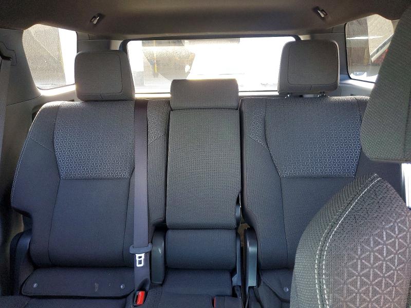 Photo 10 from auction – 2025 TOYOTA 4RUNNER SR with VIN JTEVA5BR2S5065722