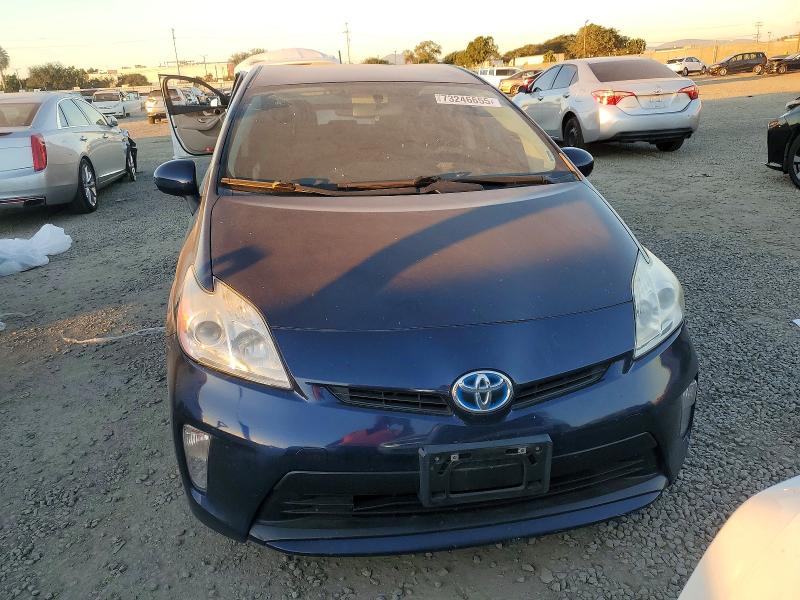 Photo 5 from auction – 2015 TOYOTA PRIUS with VIN JTDKN3DUXF0468268