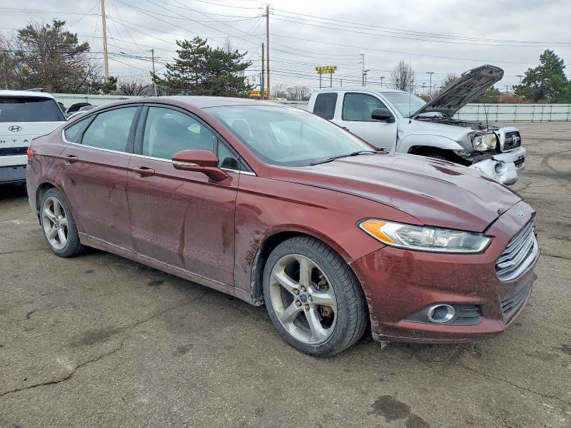 Photo 4 from auction – 2015 FORD FUSION SE with VIN 3FA6P0H75FR303359