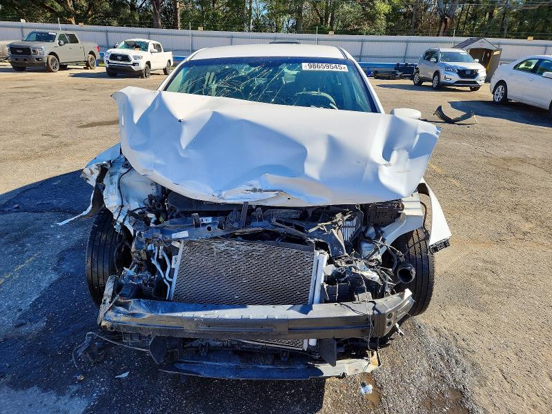 Photo 5 from auction – 2018 KIA FORTE LX with VIN 3KPFL4A77JE196905