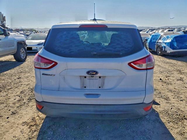 Photo 6 from auction – 2014 FORD ESCAPE S with VIN 1FMCU0F70EUC52297