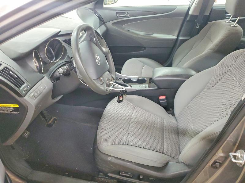 Photo 7 from auction – 2013 HYUNDAI SONATA GLS with VIN 5NPEB4AC2DH685529