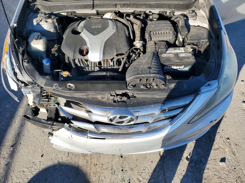Photo 11 from auction – 2012 HYUNDAI SONATA SE with VIN 5NPEC4AB1CH499421