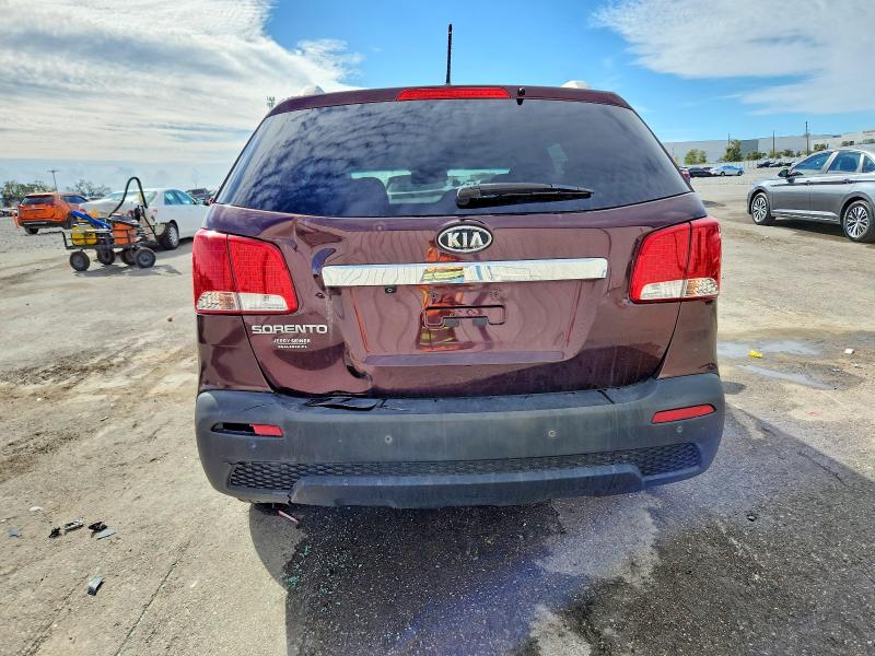 Photo 6 from auction – 2012 KIA SORENTO with VIN 5XYKT3A60CG292719