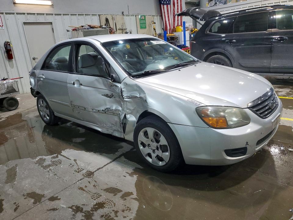 Photo 4 from auction – 2009 KIA SPECTRA EX with VIN KNAFE222X95639764