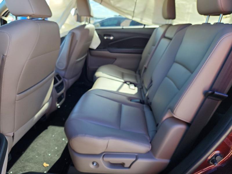 Photo 11 from auction – 2017 HONDA PILOT EXL with VIN 5FNYF6H80HB018316