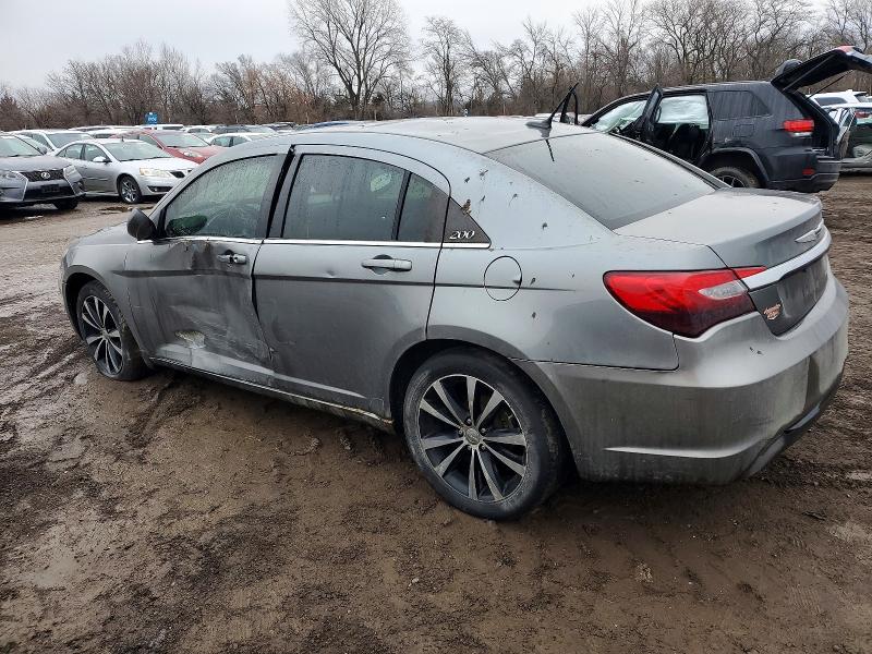 Photo 2 from auction – 2013 CHRYSLER 200 with VIN 1C3CCBBG7DN711220
