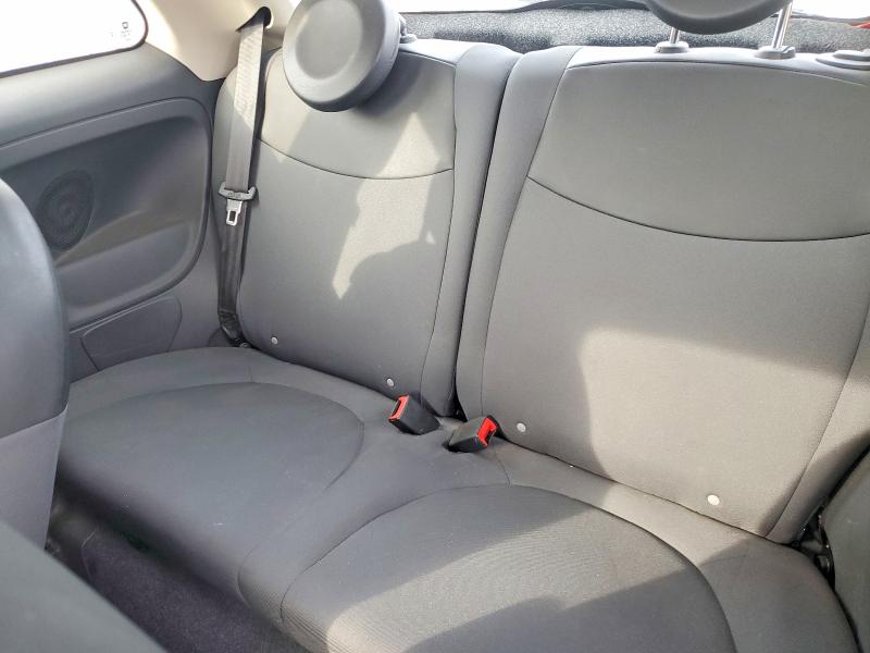 Photo 10 from auction – 2015 FIAT 500 POP with VIN 3C3CFFAR7FT672892