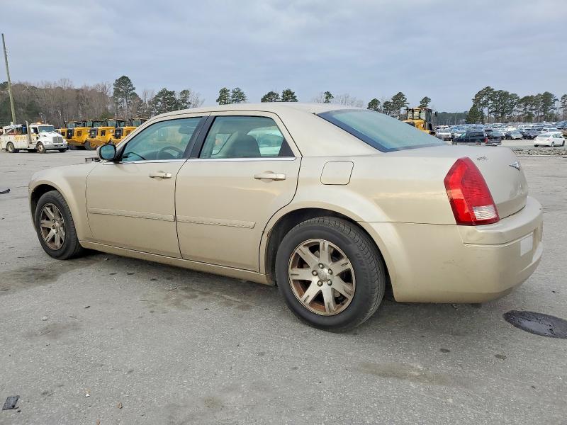 Photo 2 from auction – 2006 CHRYSLER 300 with VIN 2C3LA43RX6H480892