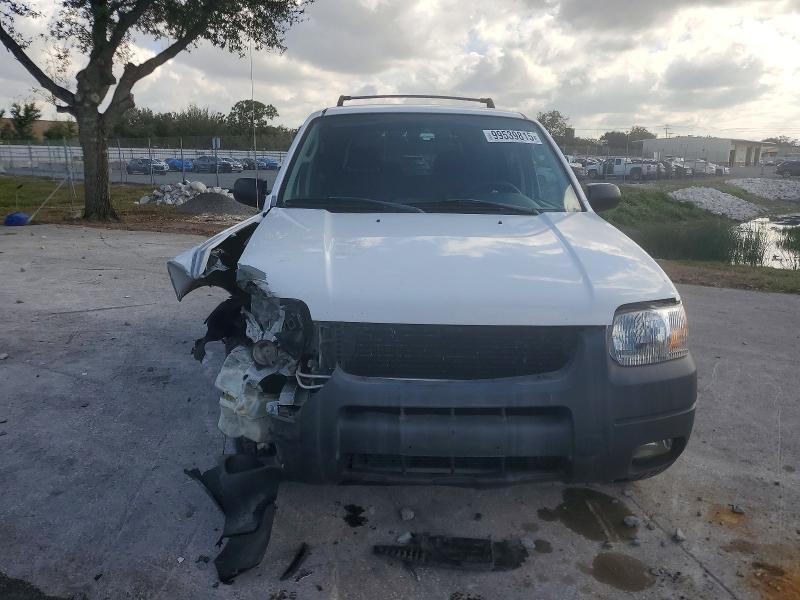 Photo 5 from auction – 2003 FORD ESCAPE XLT with VIN 1FMYU03133KC86426