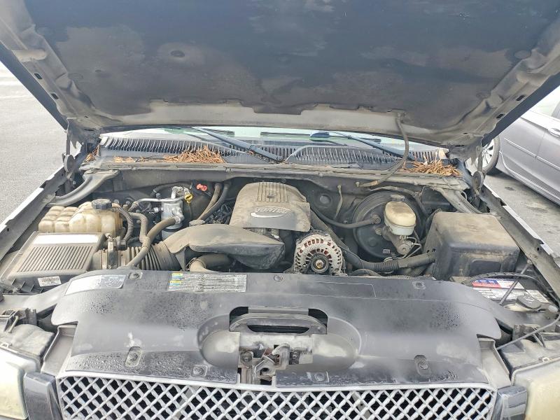 Photo 11 from auction – 2005 CHEVROLET SILVERADO with VIN 2GCEK13T151255361