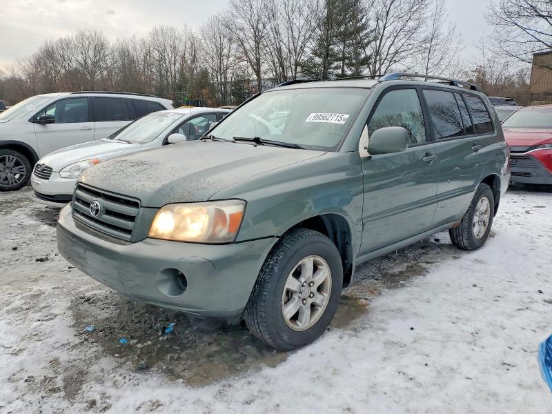 TOYOTA HIGHLANDER 2005 with VIN JTEEP21A450100514 - Photo from auction