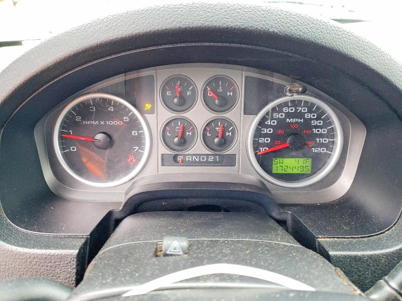 Photo 9 from auction – 2004 FORD F150 with VIN 1FTPX14504NC05851