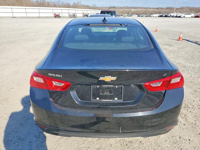 Photo 6 from auction – 2023 CHEVROLET MALIBU with VIN 1G1ZD5ST7PF206268