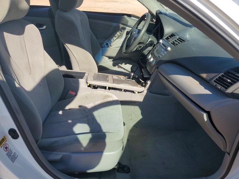 Photo 7 from auction – 2011 TOYOTA CAMRY with VIN 4T1BF3EK8BU582701
