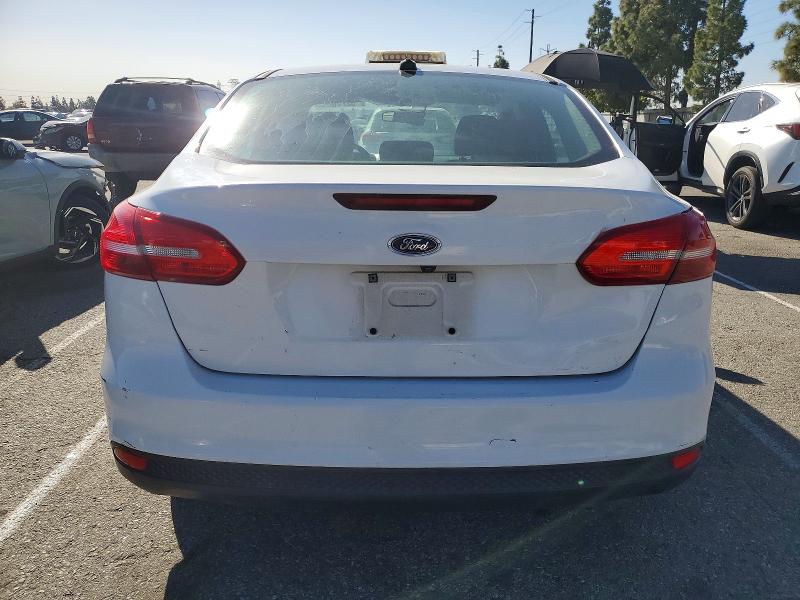 Photo 6 from auction – 2017 FORD FOCUS with VIN 1FADP3E21HL329198