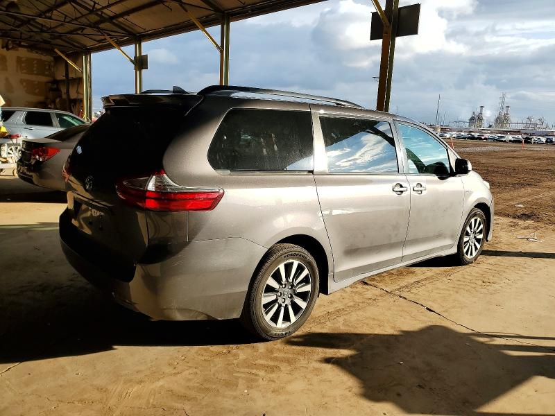 Photo 3 from auction – 2018 TOYOTA SIENNA LE with VIN 5TDJZ3DC5JS205246