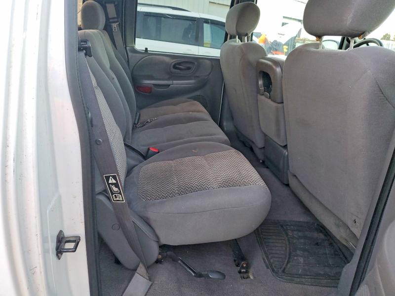 Photo 10 from auction – 2003 FORD F150 with VIN 1FTRW07693KA74297