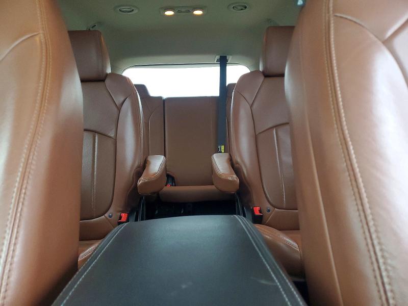 Photo 10 from auction – 2016 CHEVROLET TRAVERSE L with VIN 1GNKRJKD1GJ185997