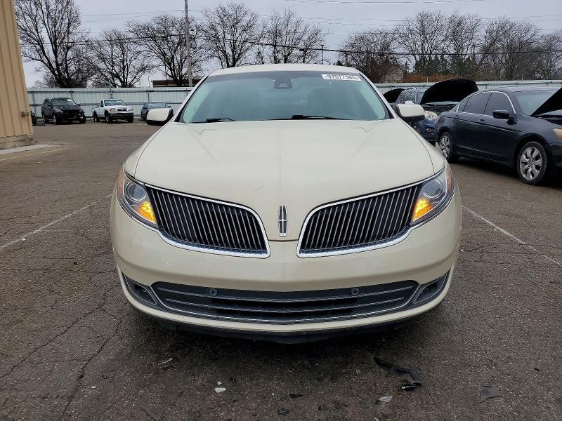 Photo 5 from auction – 2015 LINCOLN MKS with VIN 1LNHL9DK6FG608210