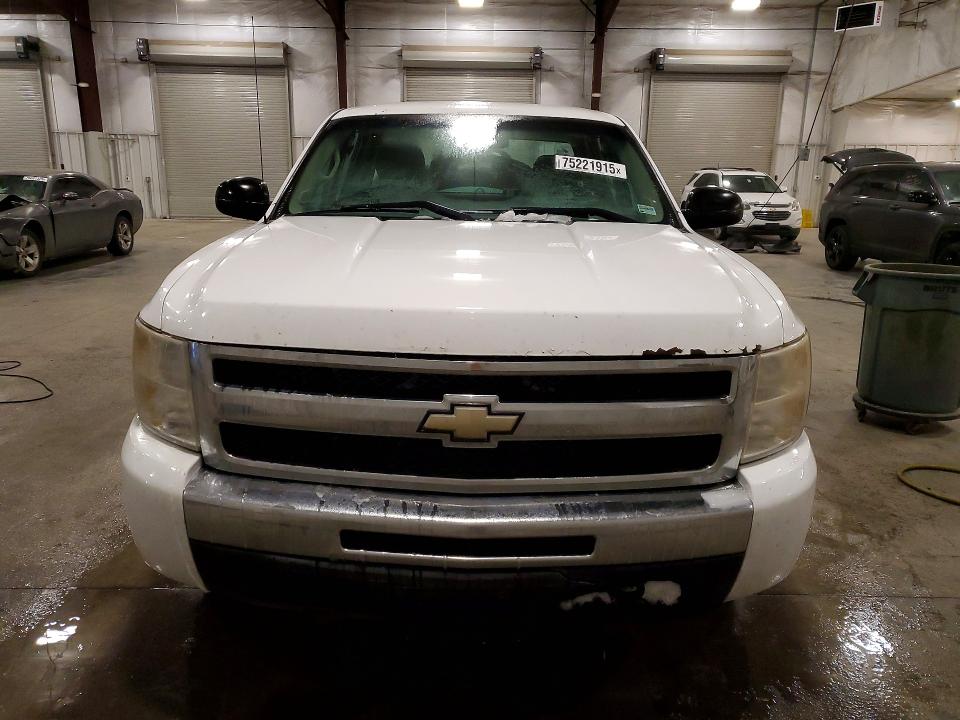 Photo 5 from auction – 2009 CHEVROLET SILVERADO with VIN 1GCEK19J89Z123958