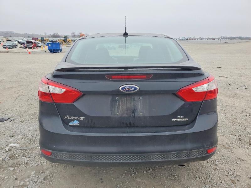 Photo 6 from auction – 2014 FORD FOCUS with VIN 1FADP3F26EL117245