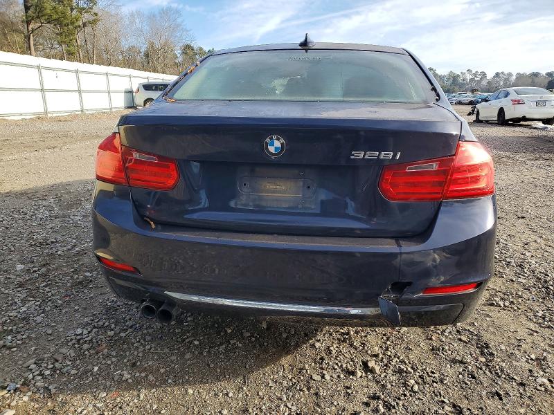 Photo 6 from auction – 2012 BMW 328 I with VIN WBA3A5C51CF256984