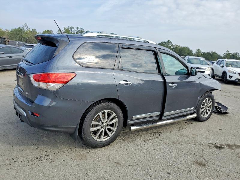 Photo 3 from auction – 2014 NISSAN PATHFINDER with VIN 5N1AR2MNXEC682883