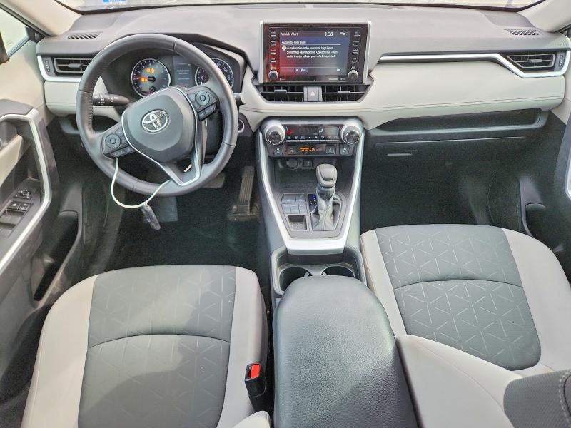 Photo 8 from auction – 2021 TOYOTA RAV4 XLE with VIN 2T3P1RFV8MC253377