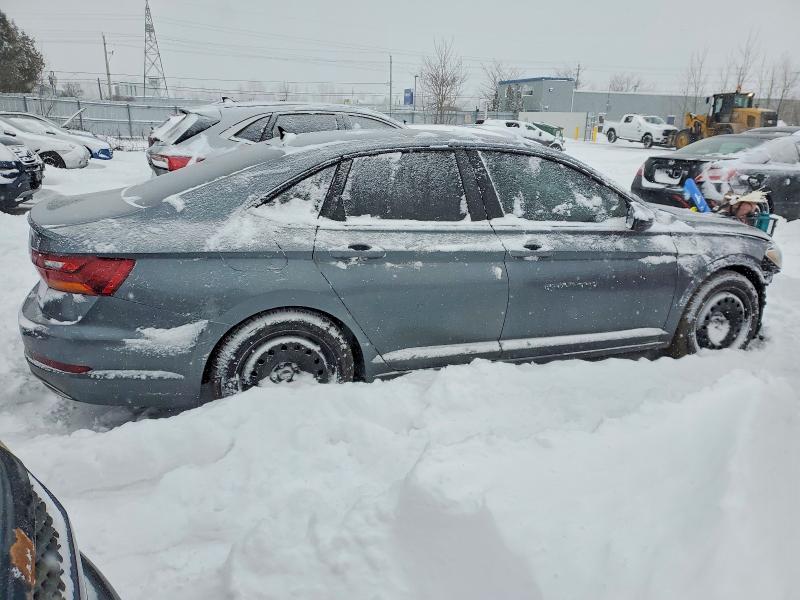 Photo 3 from auction – 2019 VOLKSWAGEN JETTA SEL with VIN 3VWE57BU3KM017629