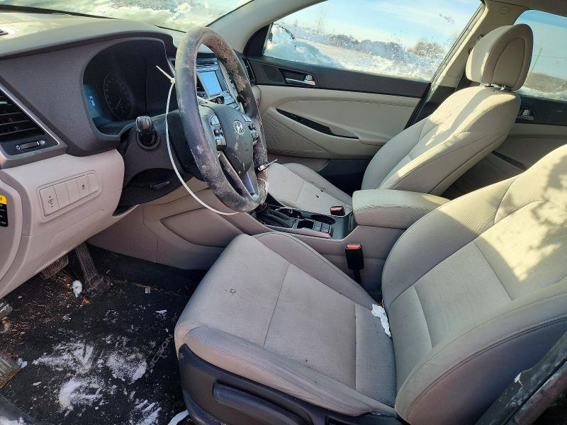 Photo 7 from auction – 2017 HYUNDAI TUCSON SE with VIN KM8J23A41HU394657