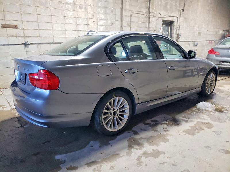 Photo 3 from auction – 2011 BMW 328 XI with VIN WBAPK7C52BA970242