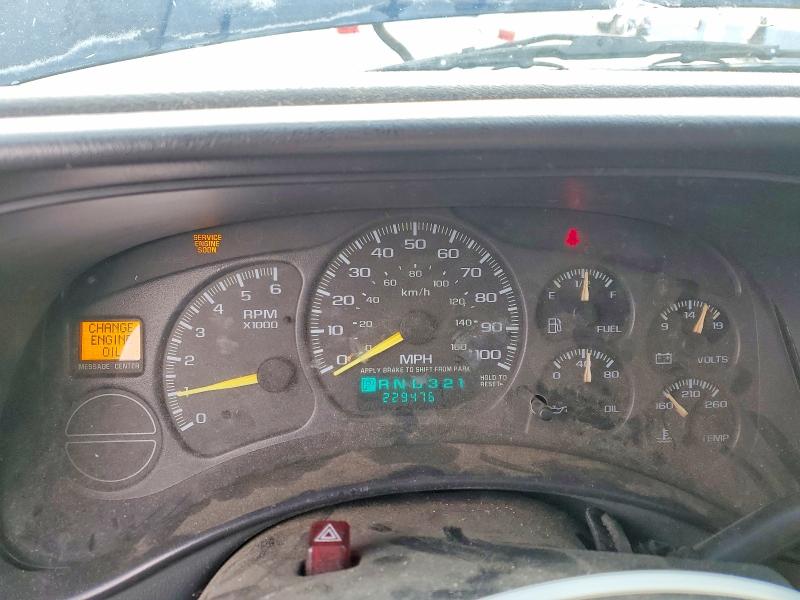 Photo 9 from auction – 2002 CHEVROLET SILVERADO with VIN 1GCEC19T22E176909