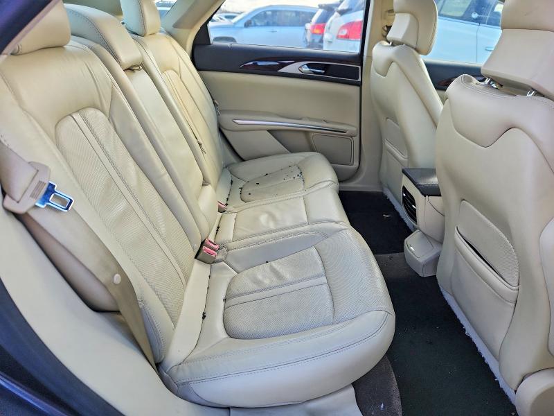 Photo 10 from auction – 2014 LINCOLN MKZ with VIN 3LN6L2LU9ER813285