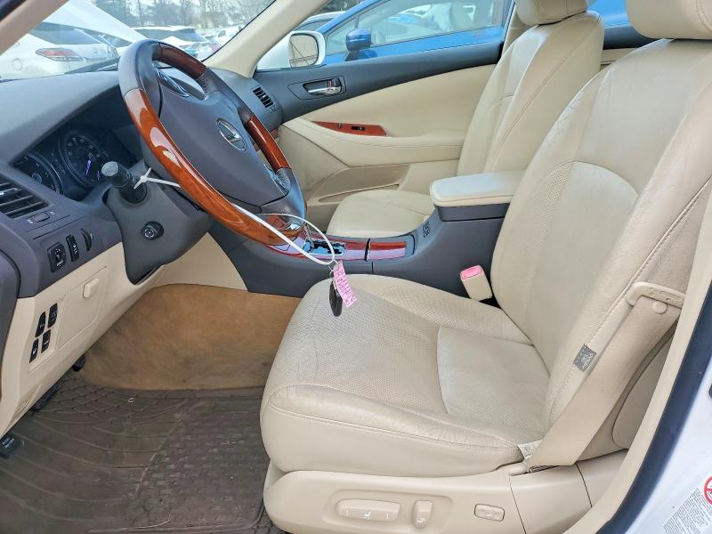 Photo 7 from auction – 2011 LEXUS ES 350 with VIN JTHBK1EG3B2442677