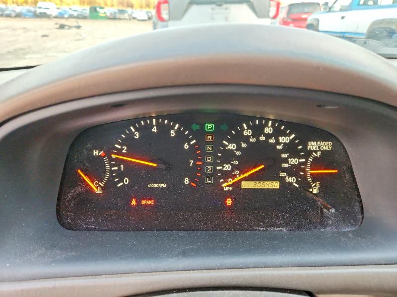 Photo 9 from auction – 2000 LEXUS ES 300 with VIN JT8BF28G1Y5093807