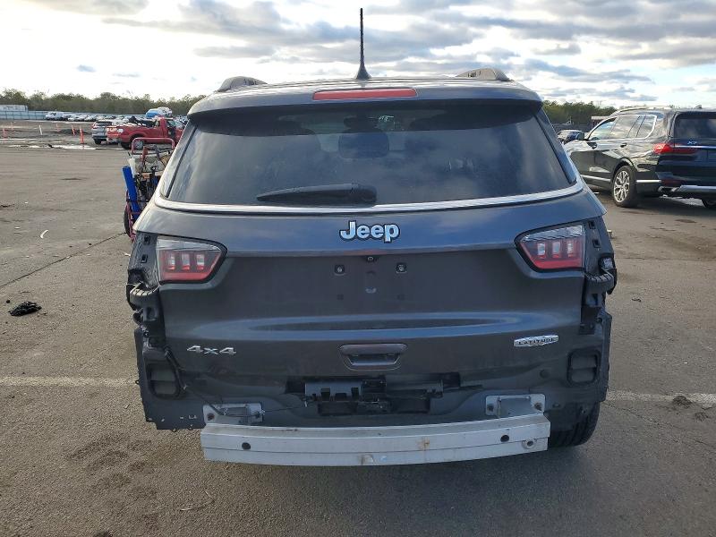 Photo 6 from auction – 2018 JEEP COMPASS LA with VIN 3C4NJDBB2JT112702