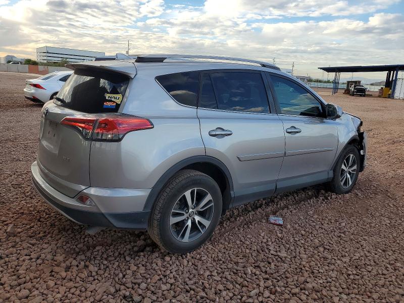 Photo 3 from auction – 2017 TOYOTA RAV4 with VIN 2T3WFREV0HW369157