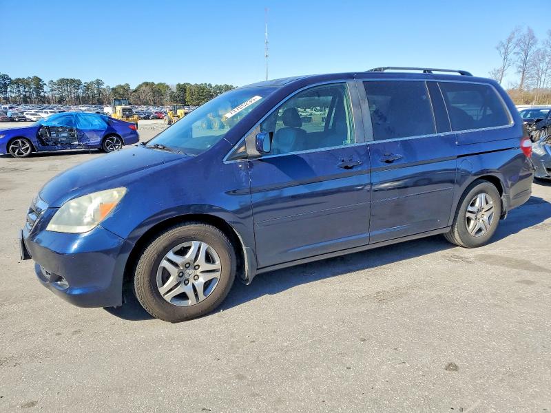 HONDA ODYSSEY EX 2007 with VIN 5FNRL38747B034682 - Photo from auction
