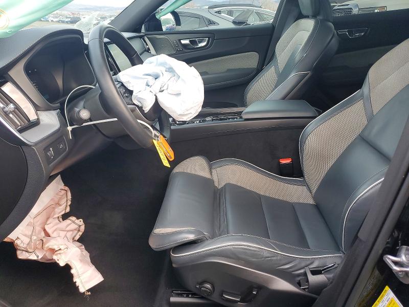Photo 7 from auction – 2022 VOLVO XC60 with VIN YV4L12DM0N1002946