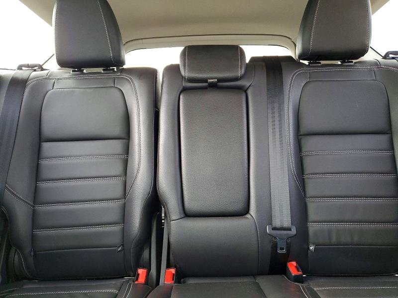 Photo 10 from auction – 2018 FORD ESCAPE with VIN 1FMCU9J93JUB36521