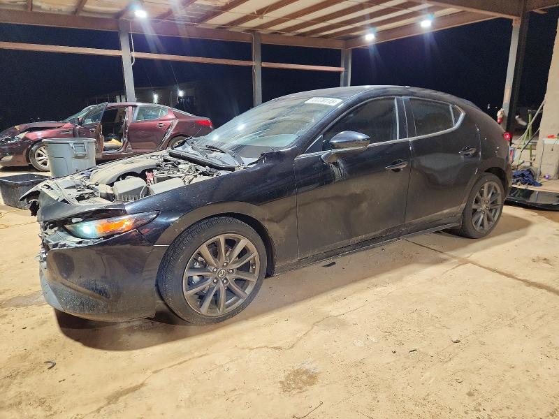 MAZDA 3 2019 with VIN JM1BPBMM7K1122929 - Photo from auction
