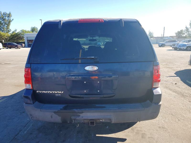 Фото 6 с аукциона – 2004 FORD EXPEDITION с VIN 1FMRU15WX4LB06468