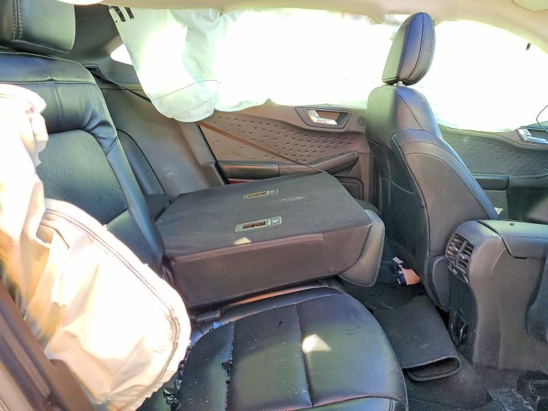Photo 11 from auction – 2020 FORD ESCAPE with VIN 1FMCU0DZ2LUC49161
