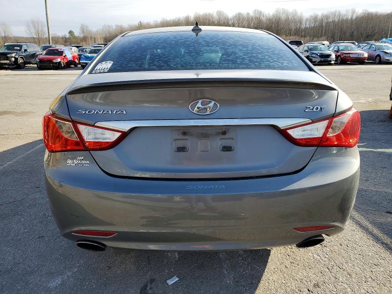 Foto 6 de la subasta – 2012 HYUNDAI SONATA SE con VIN 5NPEC4AB9CH461466