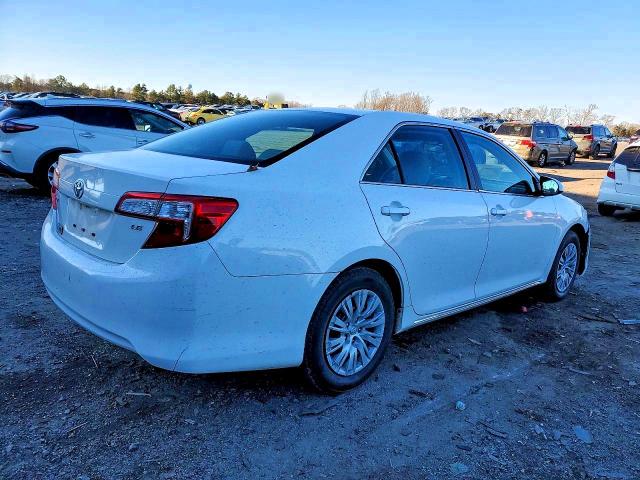 Photo 3 from auction – 2014 TOYOTA CAMRY with VIN 4T4BF1FK1ER388458