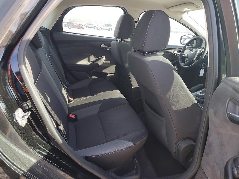 Photo 10 from auction – 2014 FORD FOCUS SE with VIN 1FADP3K22EL252714